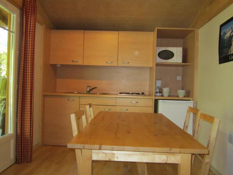 Camping Le Colporteur Hotel Le Bourg-dʼOisans Buitenkant foto